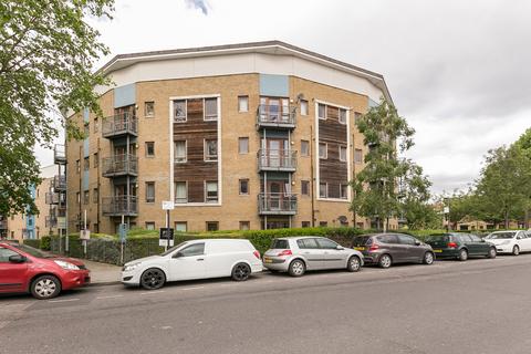 2 bedroom apartment to rent, Brabazon Street, London, E14