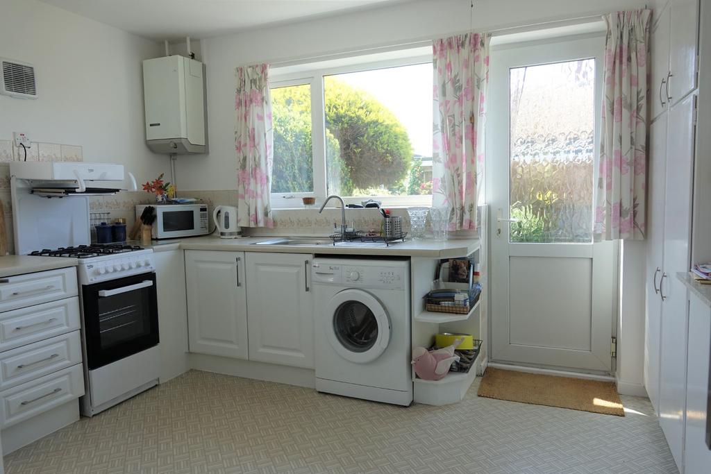 Marine Drive, Selsey 2 bed semidetached bungalow for sale £320,000