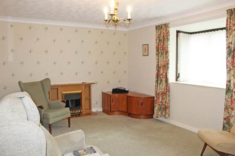 2 bedroom apartment for sale - Beechwood Court, Venns Lane, Hereford, HR1