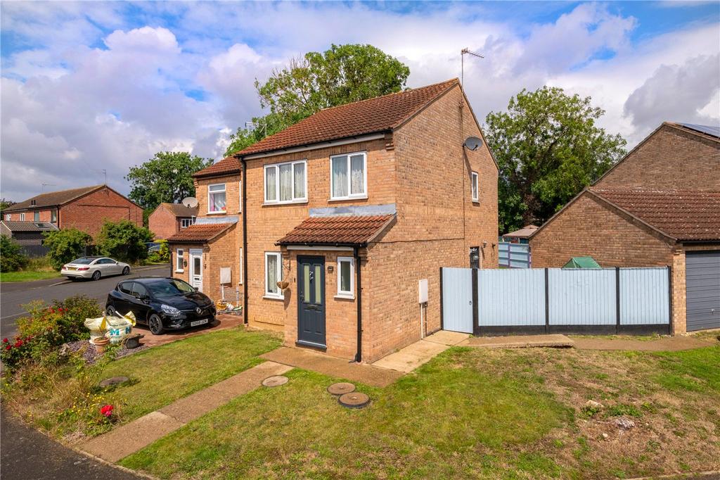 Hawthorn Drive, Sleaford... 3 bed semidetached house £220,000