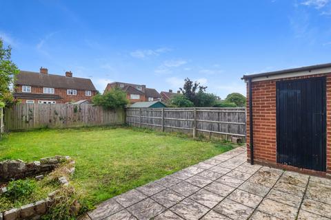 8 Fernhurst Close, Beaconsfield, HP9 1AN