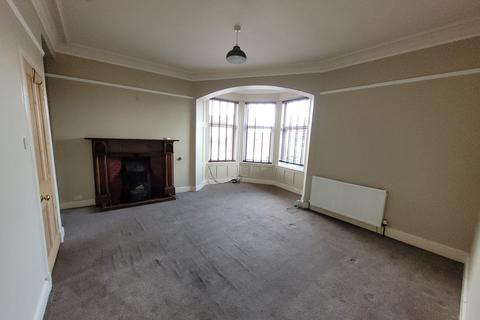 4 bedroom semi-detached house for sale - Palmerston Drive, Dumfries, Dumfries And Galloway. DG2 9DP