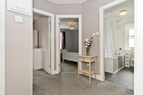 9 Lothian Road, Dalkeith, EH22 3AA