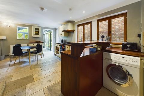 36 Madras Road, Cambridge, CB1 3PX