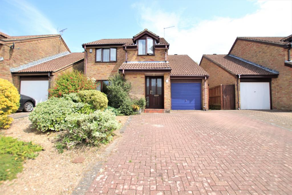 DERWENT CLOSE HORNDEAN 4 bed detached house for sale £495,000