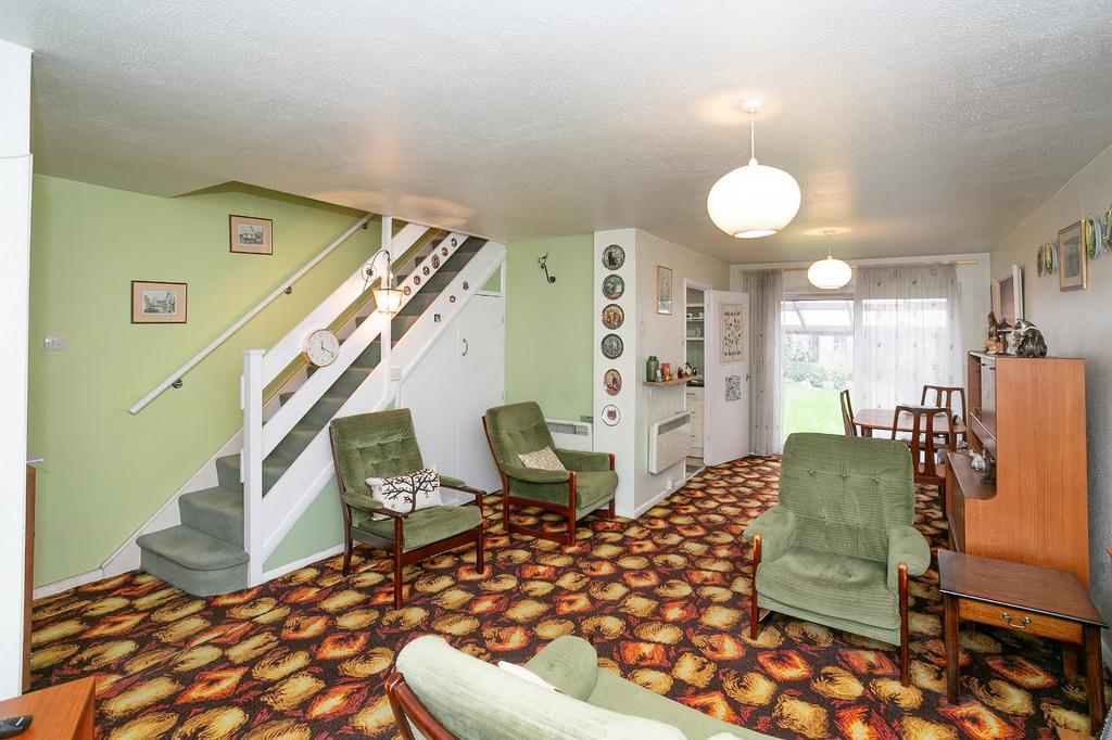 Peregrine Close, Watford... 3 bed terraced house £360,000