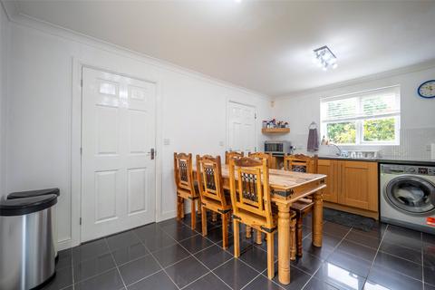94 Loxdale Sidings, Bilston, WV14 0TR