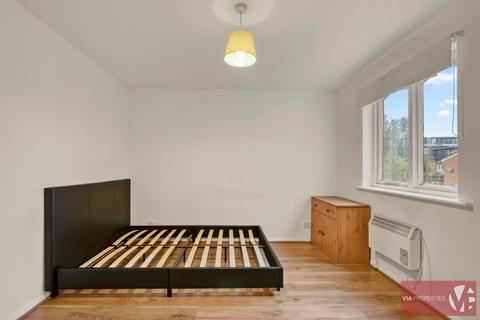 26 Sybil Phoenix Close, London, SE8 5BA
