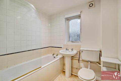 26 Sybil Phoenix Close, London, SE8 5BA