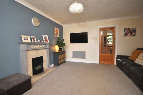 17 Caraway Close, Chard, TA20 1HP