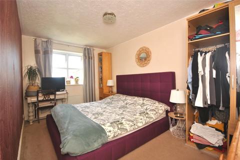 17 Caraway Close, Chard, TA20 1HP