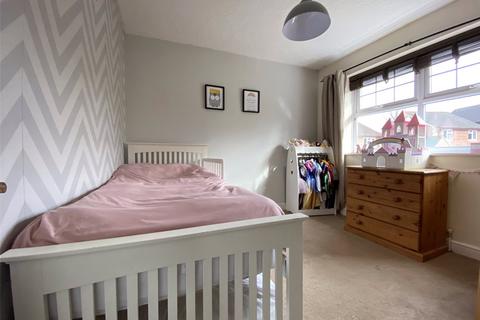 17 Caraway Close, Chard, TA20 1HP