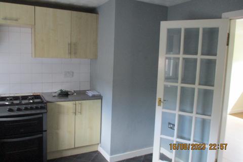 2 bedroom flat to rent, Tower Drive, Gourock, Gourock, PA19