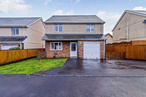 3 bedroom detached house to rent, Pen Rhiw, Swansea, Brecon Road