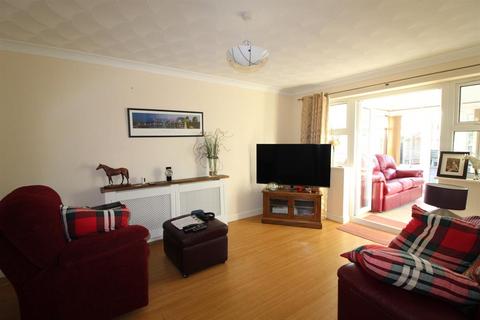11 Mill Close, Wainfleet, Skegness, PE24 4NY