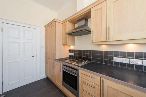 4/2 Johns Place, Edinburgh, EH6 7EL