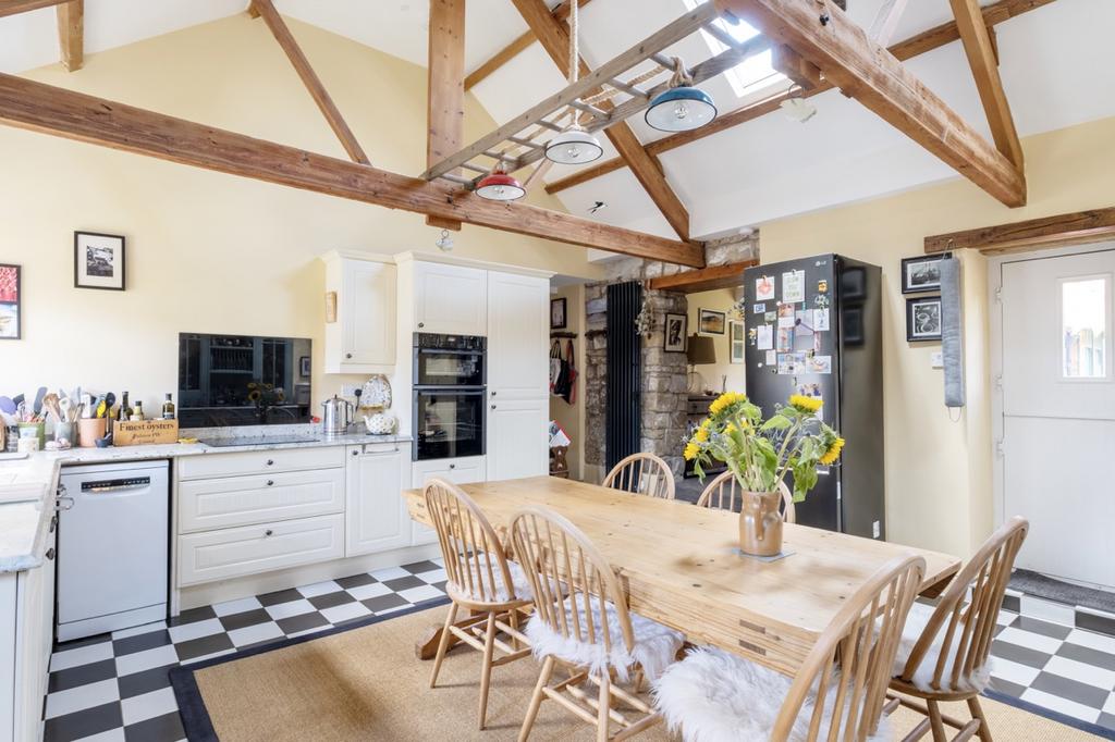 South Cottage, Great Whittington, Northumberland NE19 3 bed barn