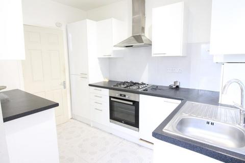 2 bedroom detached house for sale, Enfield, EN3