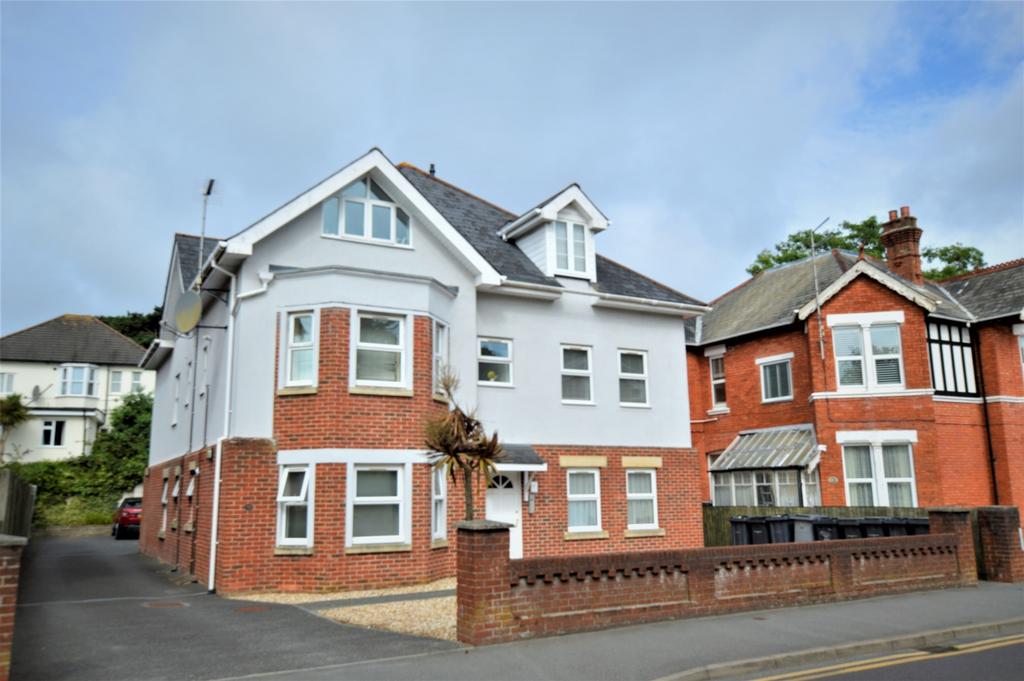Alumhurst Road, Bournemouth 1 bed flat for sale £175,000