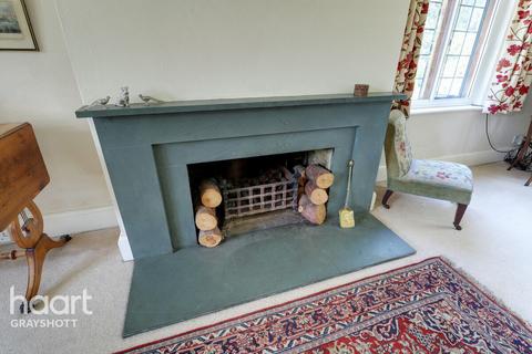 Skibbereen Linkside North, Hindhead, GU26 6NZ