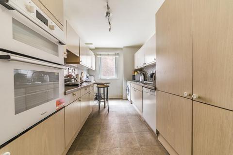 2 bedroom flat for sale, Abbey Road, St John's Wood