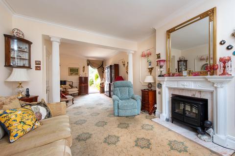undefined, Evesham Place, Stratford-upon-Avon, Warwickshire, CV37