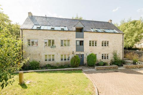 2 bedroom flat for sale, Bowbridge Lock, Stroud, GL5 2JZ