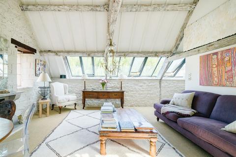 Flat 5, The Old Mill Bowbridge Lock, Stroud, GL5 2JZ