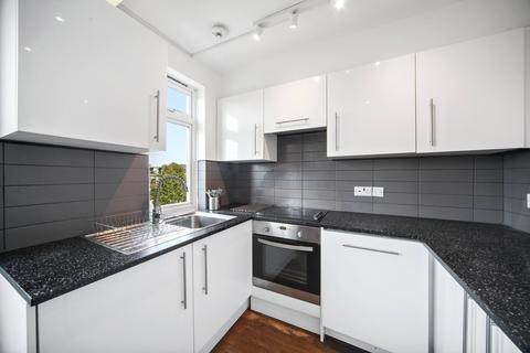 3 bedroom maisonette to rent, Prince Of Wales Road, Kentish Town, London