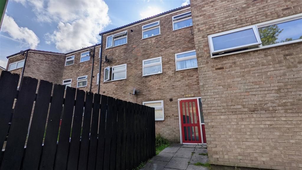 Cornbrook, Skelmersdale WN8 2 bed ground floor flat £63,700