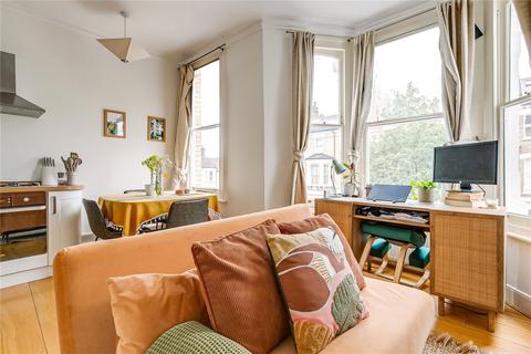 Lindore Road, SW11