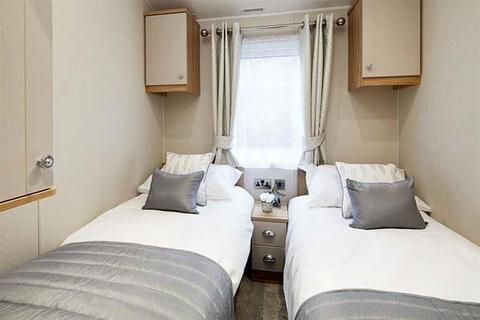 2 bedroom static caravan for sale - Newperran Holiday Resort