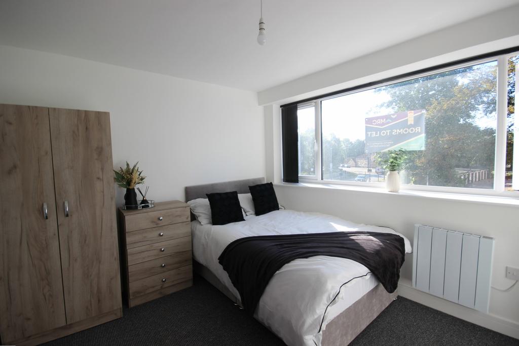 Room to Rent in Luxury HMO