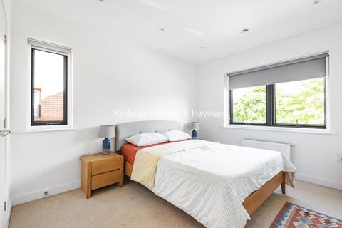 10 Wensum Place, Bromley, BR2 7BF