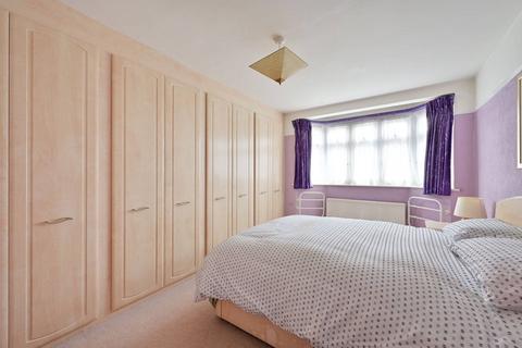 3 bedroom terraced house for sale, Greenwood Close, Morden, SM4