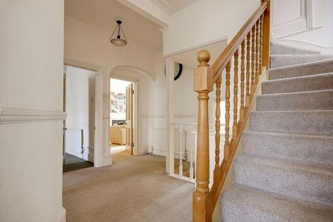 5 bedroom terraced house for sale, Station Road, London