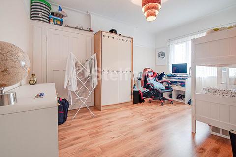 2 bedroom flat to rent, Bridge Lane, London, NW11