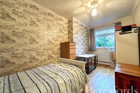 Flat 15, Petands Court Randall Drive, Hornchurch, RM12 6QT