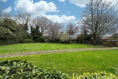 Flat 15, Petands Court Randall Drive, Hornchurch, RM12 6QT