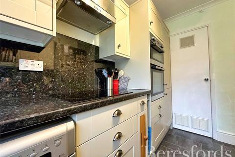 Flat 15, Petands Court Randall Drive, Hornchurch, RM12 6QT
