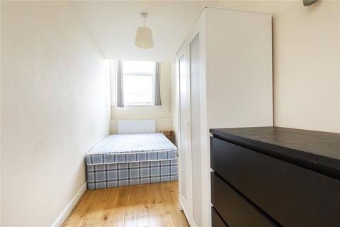 3 bedroom maisonette for sale, Hornsey Road, London, N7