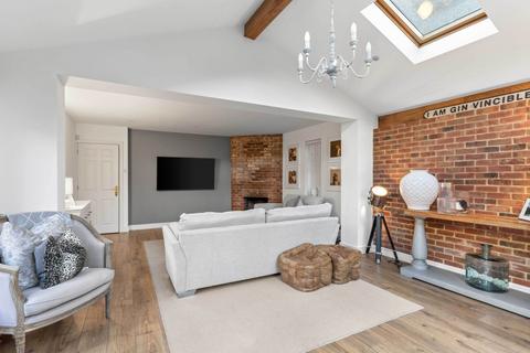 5 bedroom semi-detached house for sale, Armourers Close, Bishop's Stortford, Hertfordshire, CM23