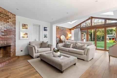 5 bedroom semi-detached house for sale, Armourers Close, Bishop's Stortford, Hertfordshire, CM23