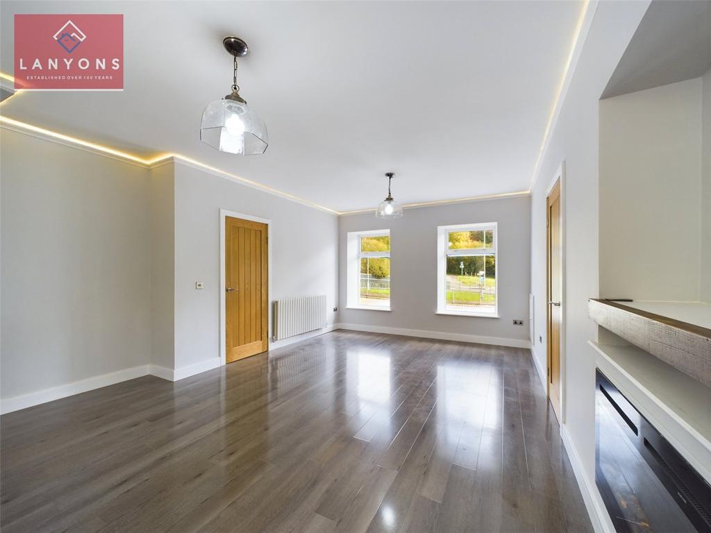 Ferndale Road, Tylorstown, Ferndale, Rhondda Cynon Taf, CF43 3 bed