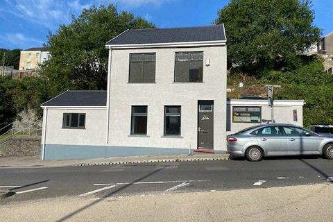 2 Ferndale Road, Tylorstown, Ferndale, CF43 3HB