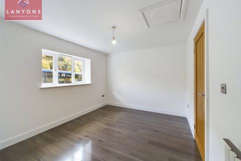 2 Ferndale Road, Tylorstown, Ferndale, CF43 3HB