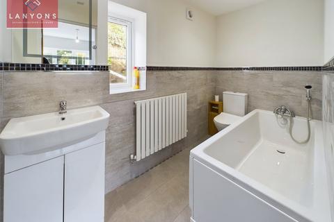 2 Ferndale Road, Tylorstown, Ferndale, CF43 3HB