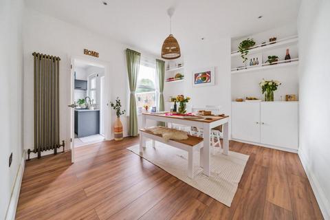 418 Blandford Road, Beckenham, BR3 4NN