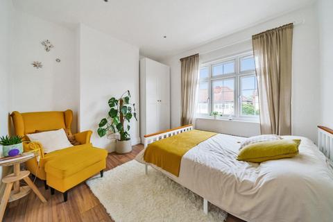 418 Blandford Road, Beckenham, BR3 4NN