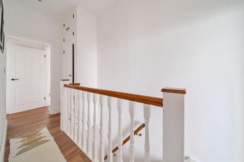 418 Blandford Road, Beckenham, BR3 4NN